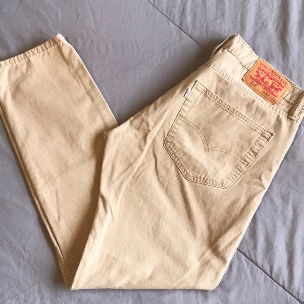 Levi’s pants